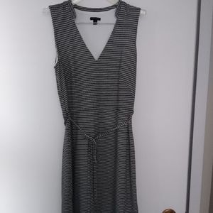 Ann Taylor black and white dress